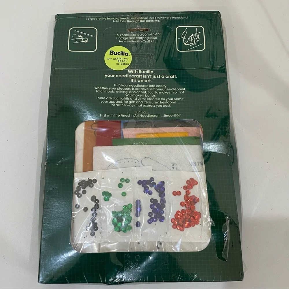 Bucilla Christmas Heirloom Kit 48786 Jeweled Stitchery Ornaments Mini Figures